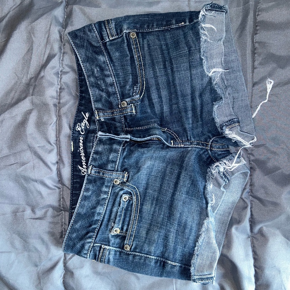 American Eagle Outfitters Blue Distressed Jeans